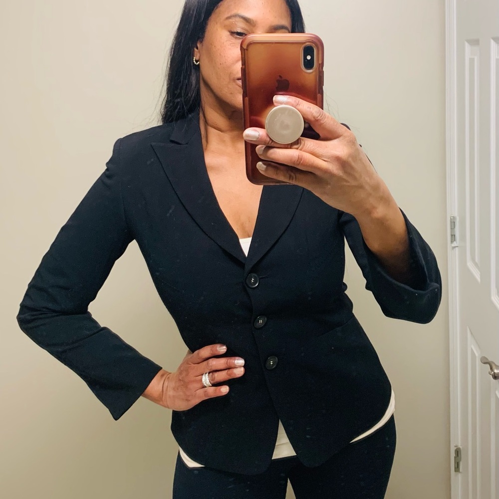 T Tahiri Black blazer, perfect condition.. worn once. Business or casual. Size 8